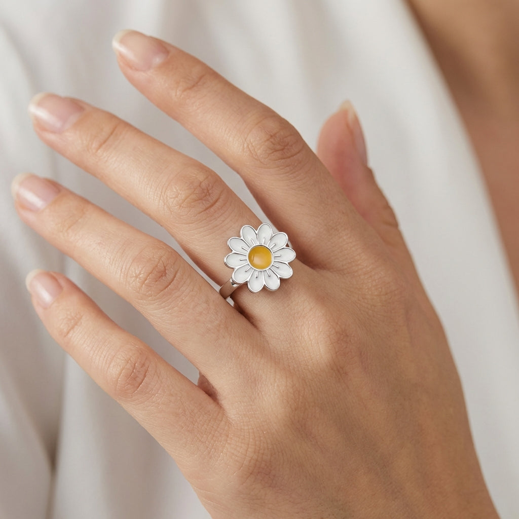 Hanae - Žena s prstenecm